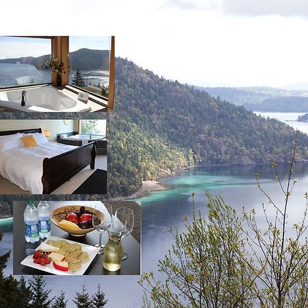 Moon Water Lodge Malahat Екстер'єр фото